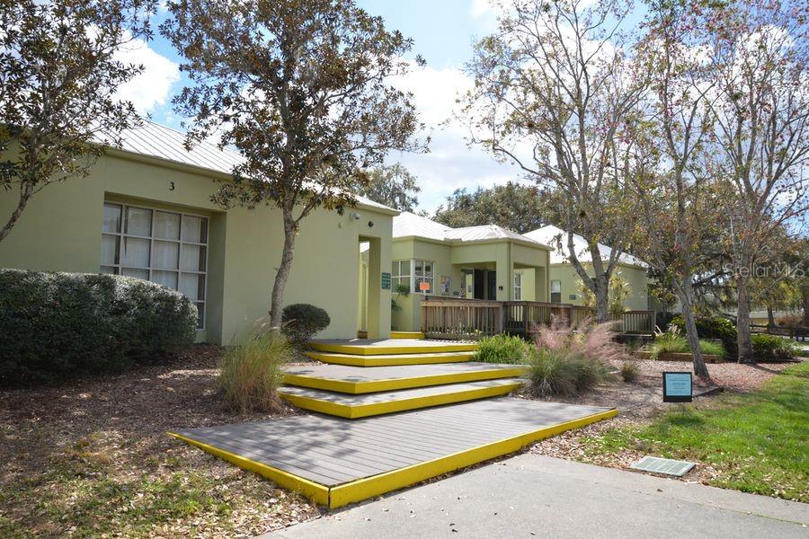 COLONIAL OAKS - Residential