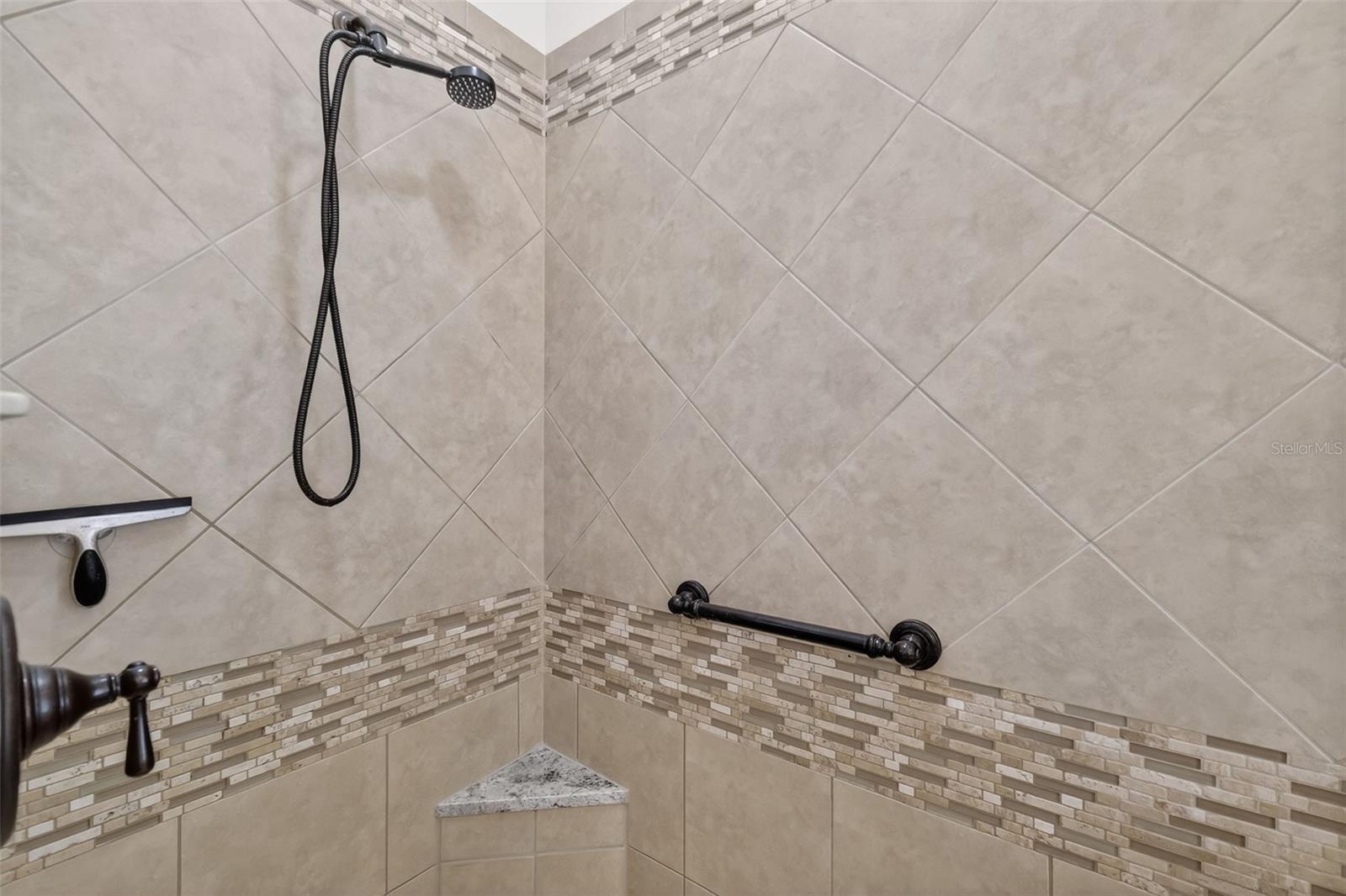 LAKES/MOUNT DORA PH 2 - Residential