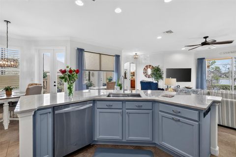 Tiny photo for 8124 Bridgeport Bay Circle, Mount Dora, FL 32757 (MLS # G5108991)