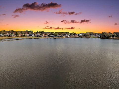 Tiny photo for 8124 Bridgeport Bay Circle, Mount Dora, FL 32757 (MLS # G5108991)