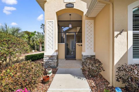 Tiny photo for 8124 Bridgeport Bay Circle, Mount Dora, FL 32757 (MLS # G5108991)