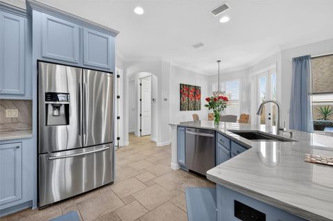 Tiny photo for 8124 Bridgeport Bay Circle, Mount Dora, FL 32757 (MLS # G5108991)