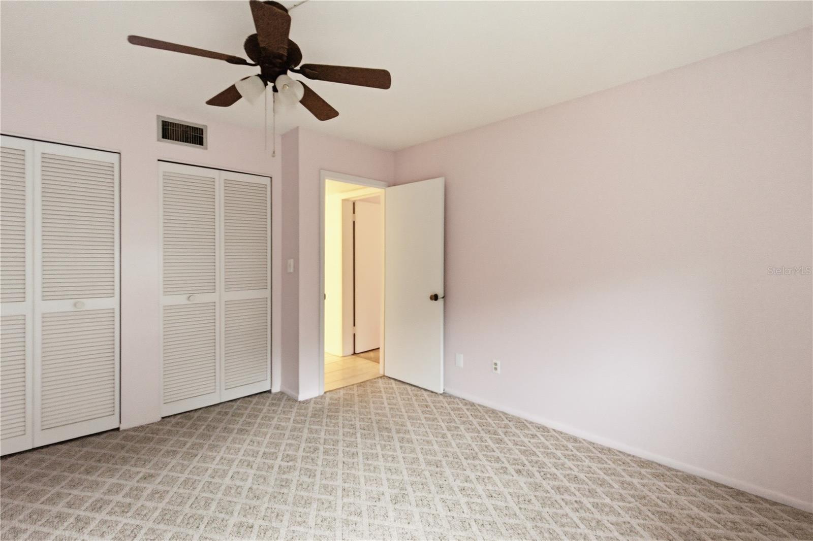 LIVE OAK VILLAGE CONDO - Residential