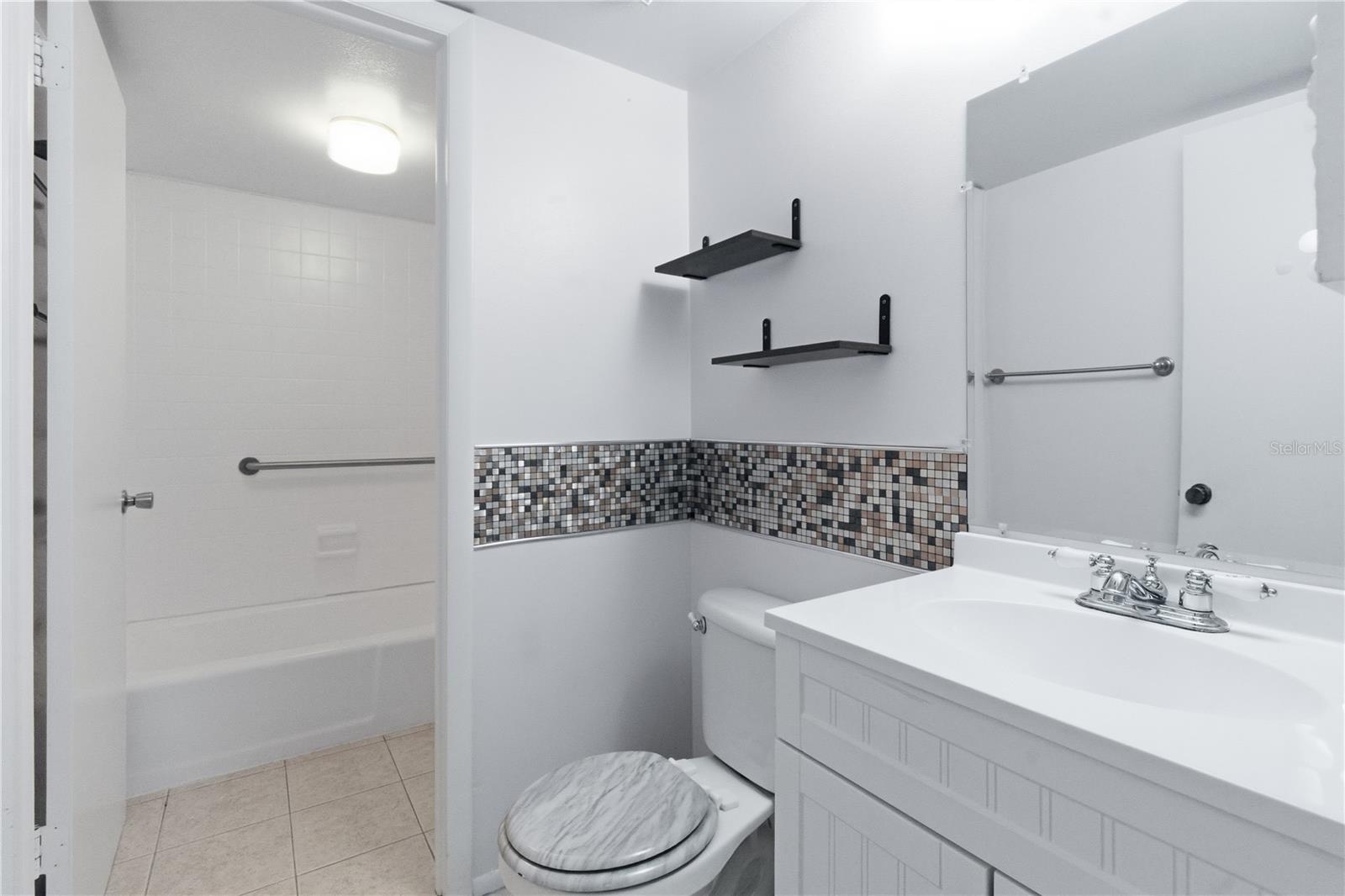 LIVE OAK VILLAGE CONDO - Residential