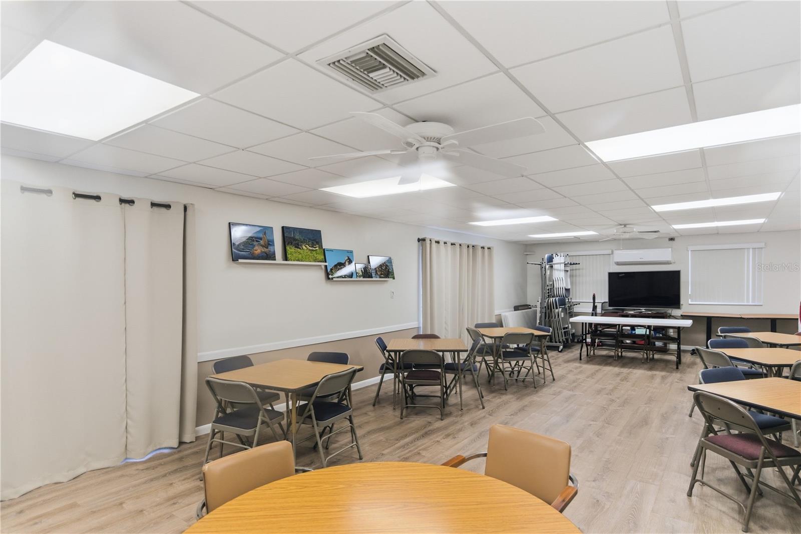 LIVE OAK VILLAGE CONDO - Residential