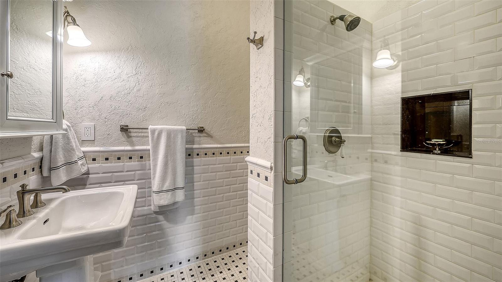 NEUBAUER W L RESUB - Residential