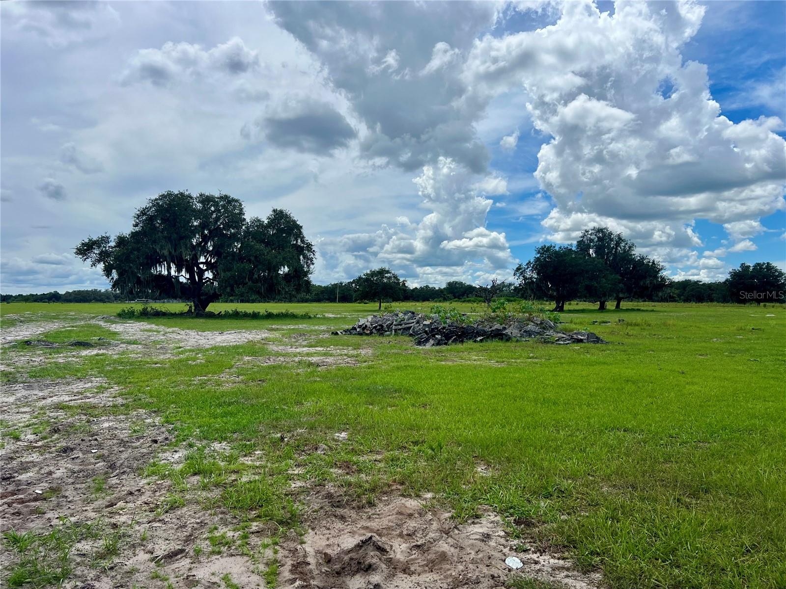 LAKE WALES ESTATES - Land