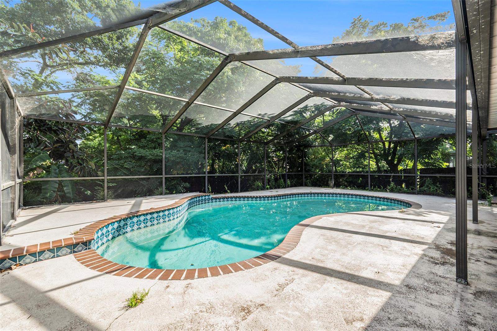 BUCKHORN GOLF CLUB ESTATES PHA - Residential Lease