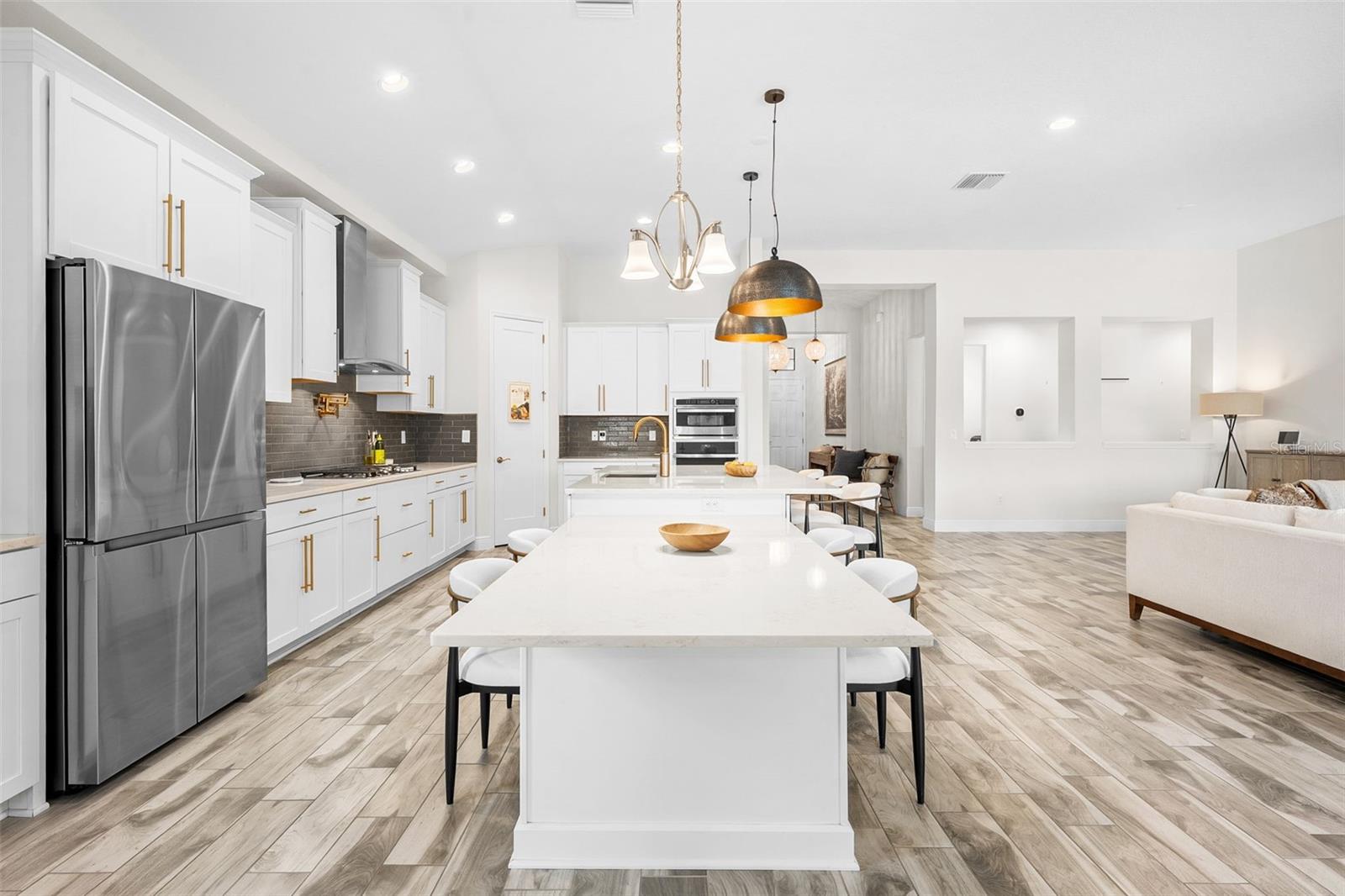 B & D HAWKSTONE PH 2 - Residential