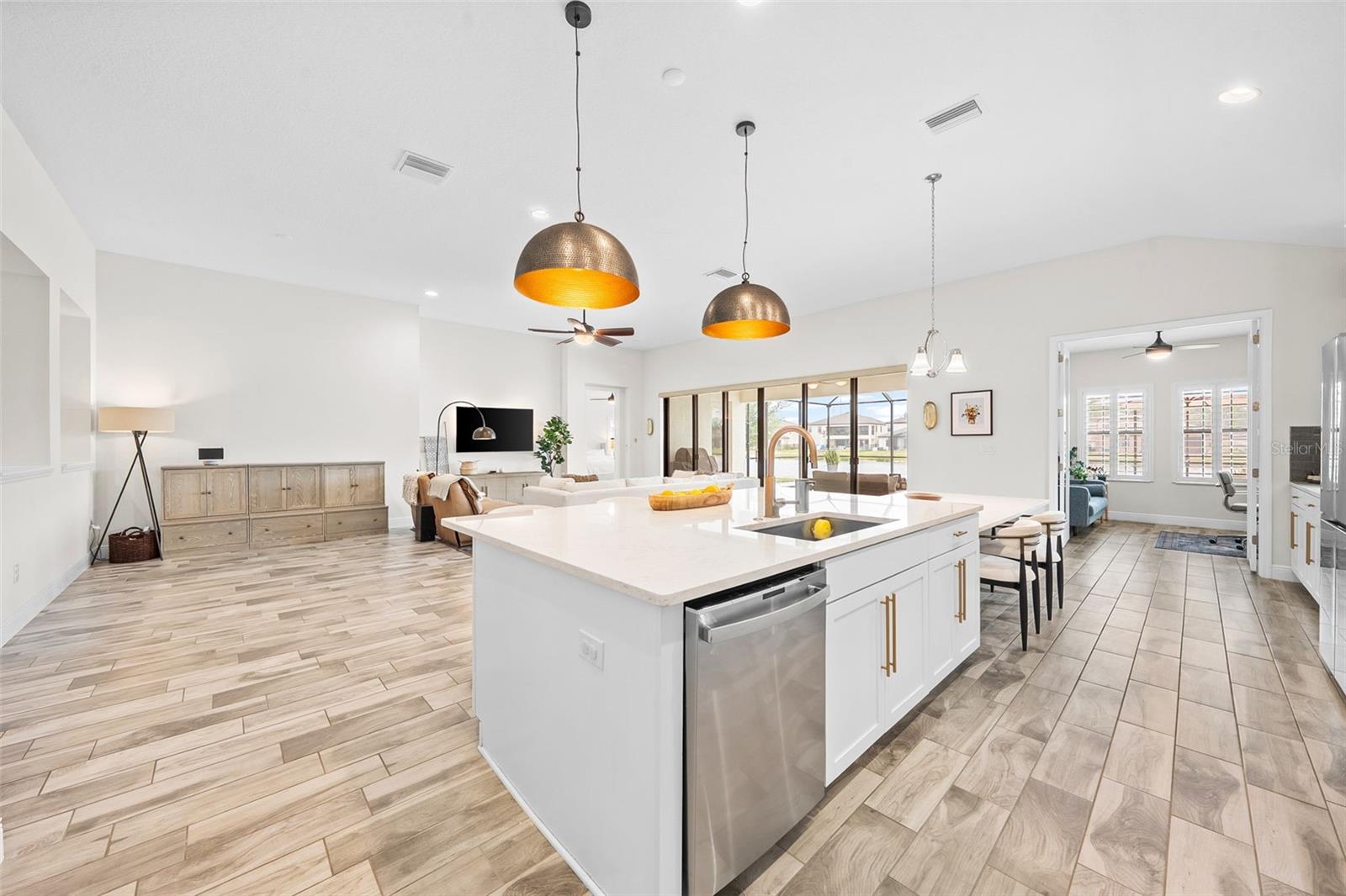 B & D HAWKSTONE PH 2 - Residential
