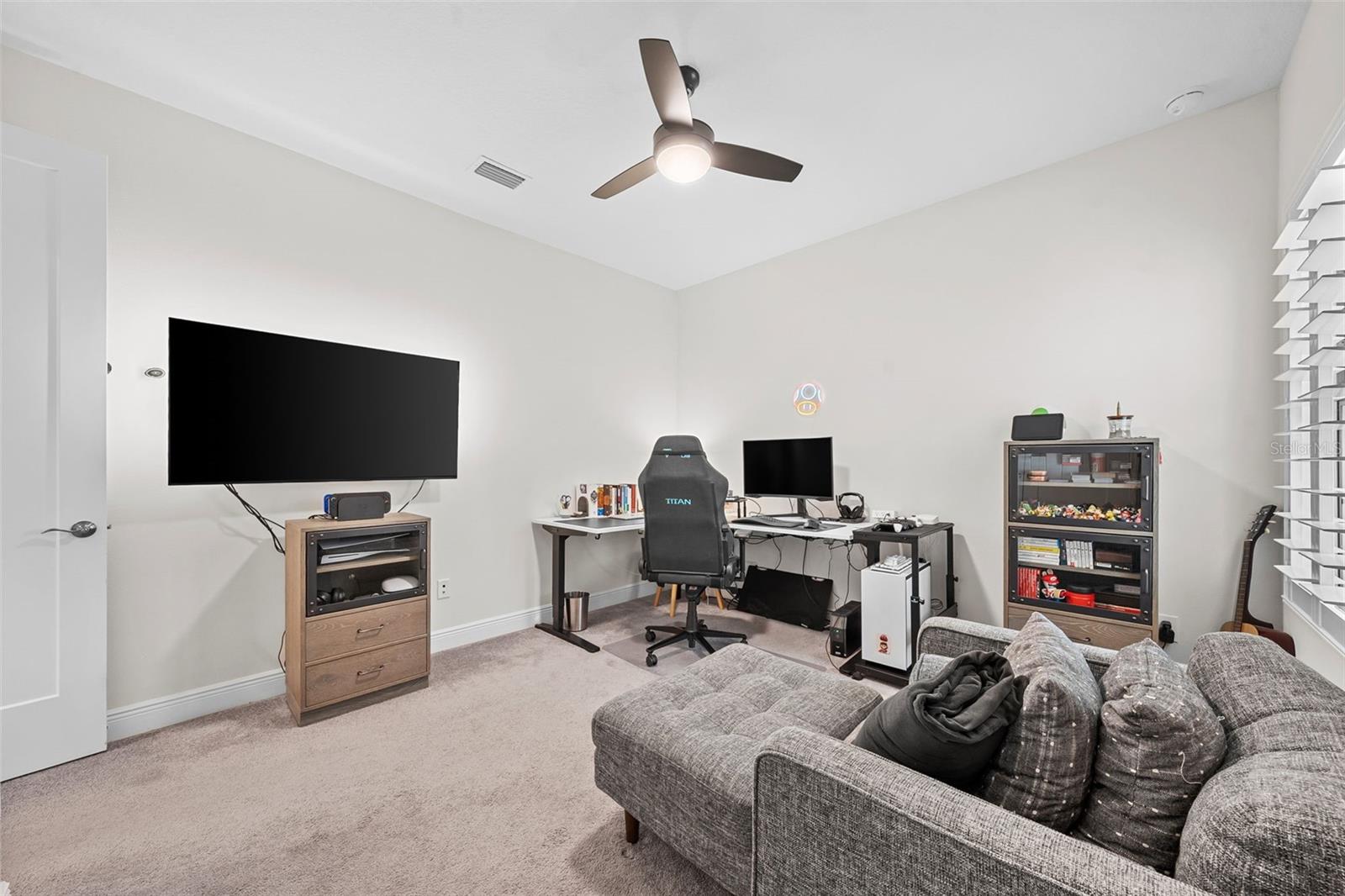 B & D HAWKSTONE PH 2 - Residential
