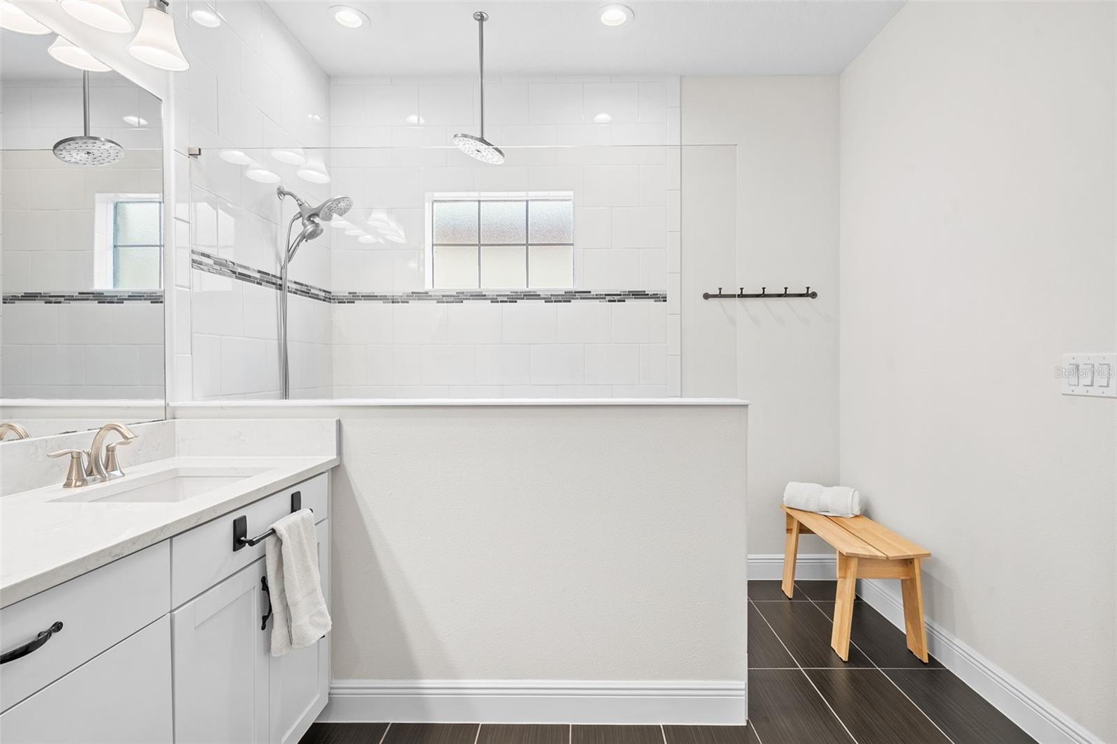 B & D HAWKSTONE PH 2 - Residential