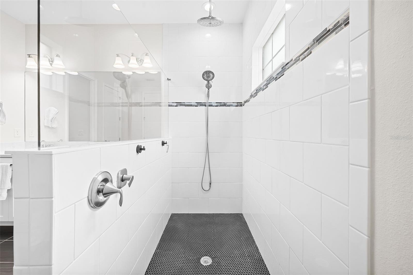 B & D HAWKSTONE PH 2 - Residential