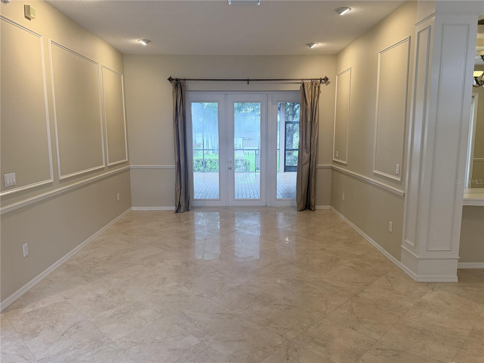 3704 SWANS LANDING DRIVE