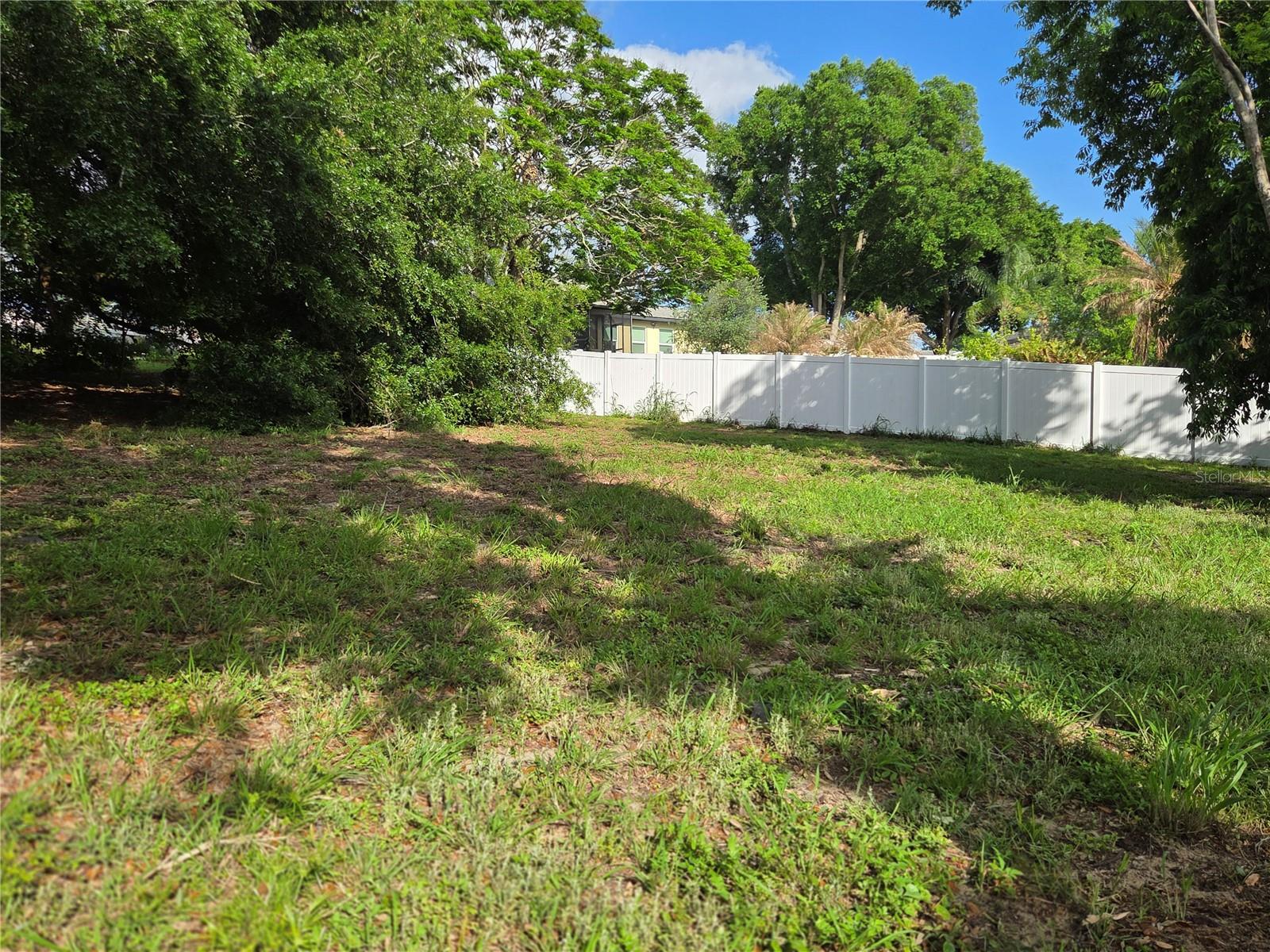 EUSTIS BELMONT HEIGHTS - Land