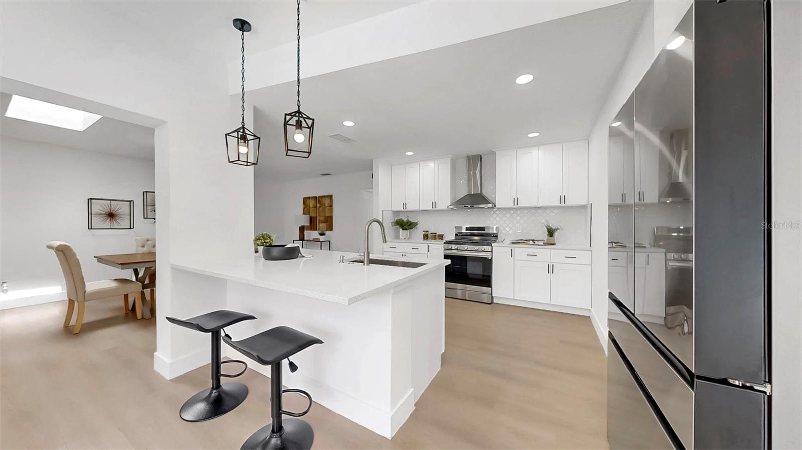 SHARON OAKS - Residential Lease