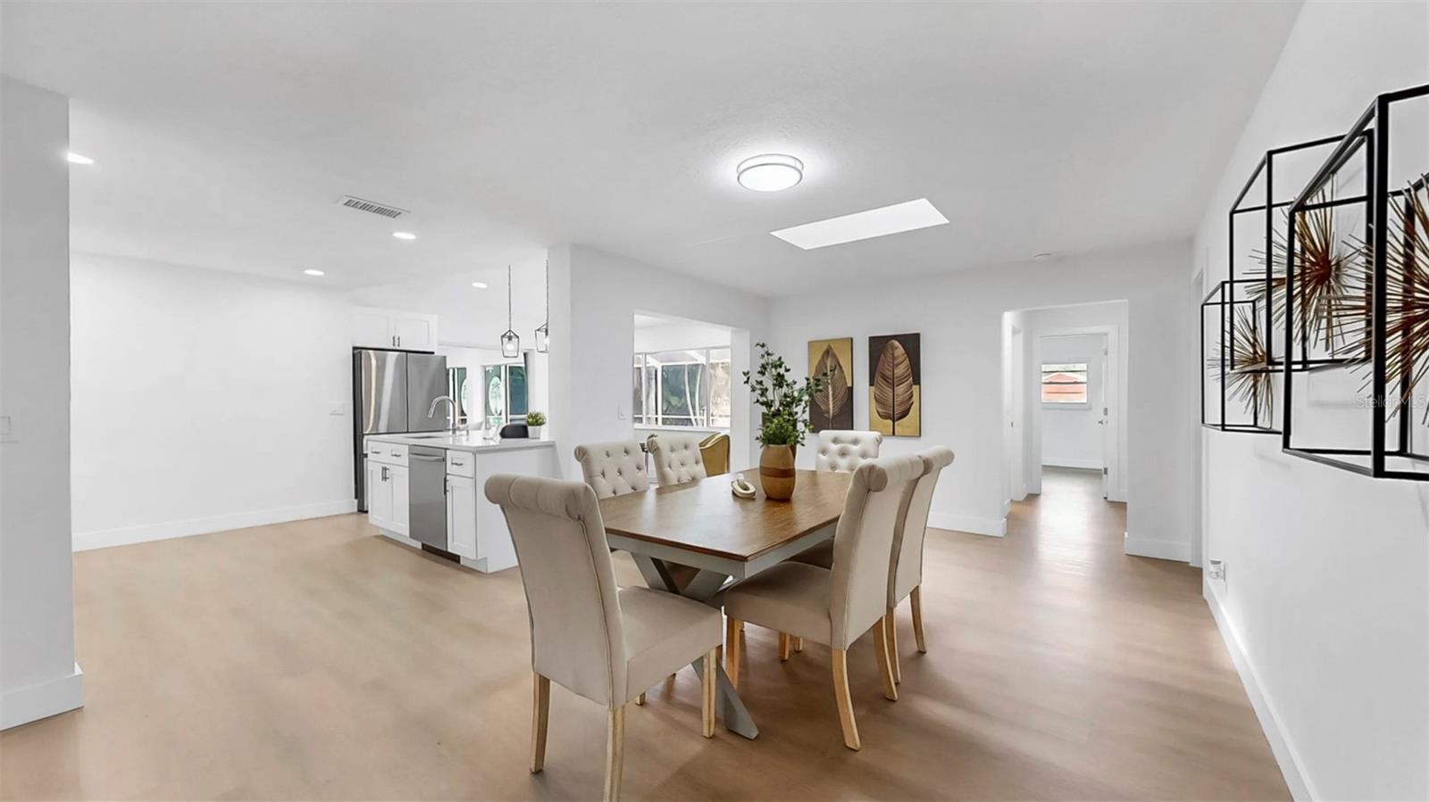 SHARON OAKS - Residential Lease