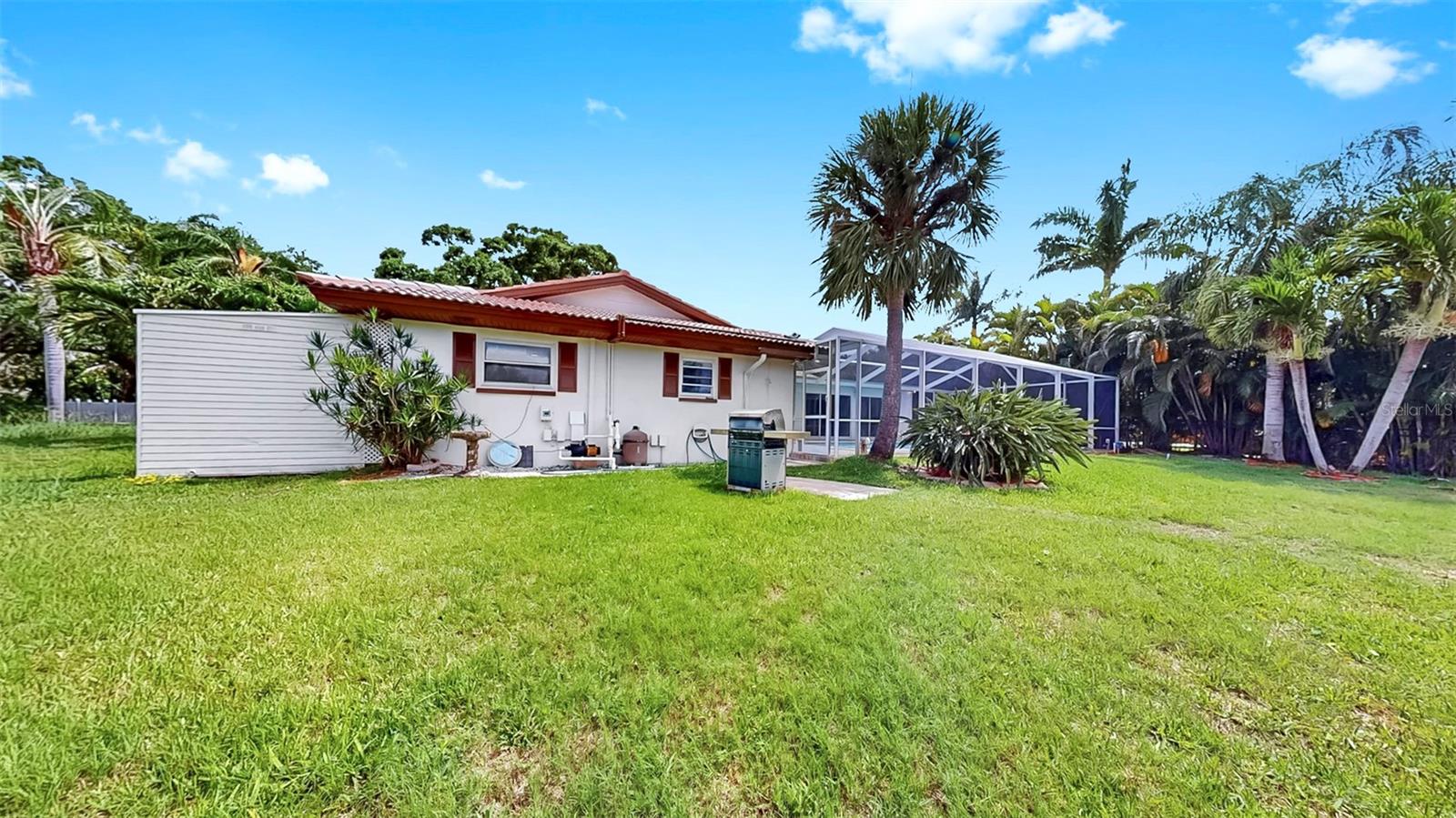 SHARON OAKS - Residential Lease