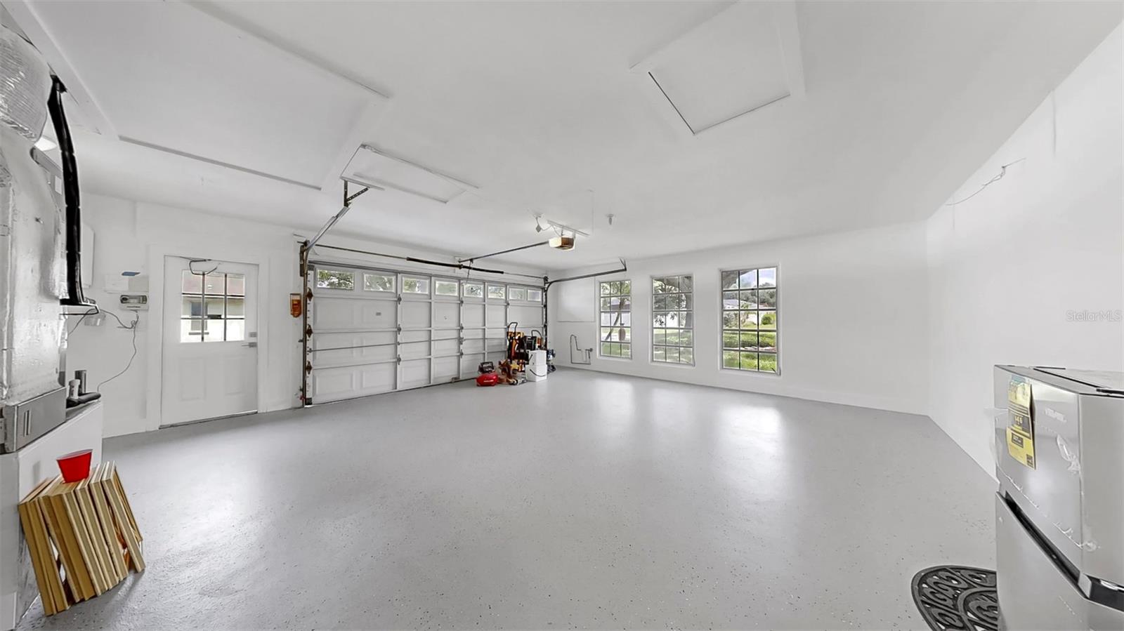 SHARON OAKS - Residential Lease