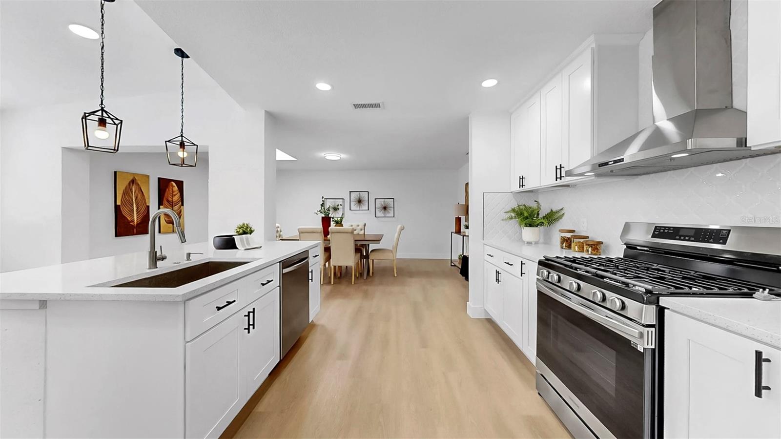 SHARON OAKS - Residential Lease