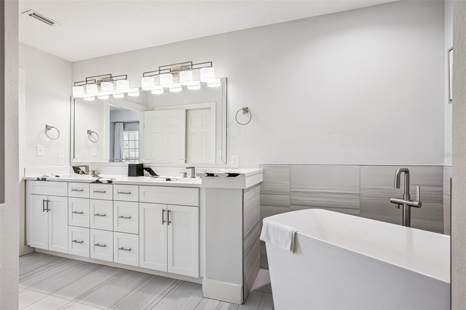 WORLDQUEST RESORT - Residential