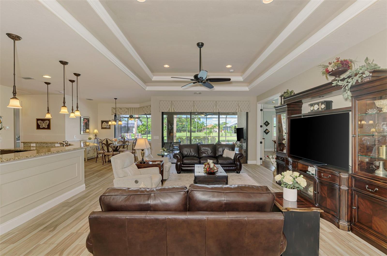 ROTONDA WEST BROADMOOR - Residential