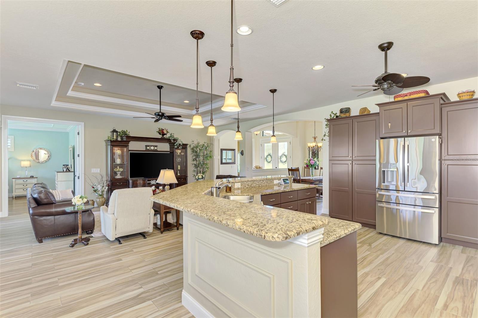 ROTONDA WEST BROADMOOR - Residential