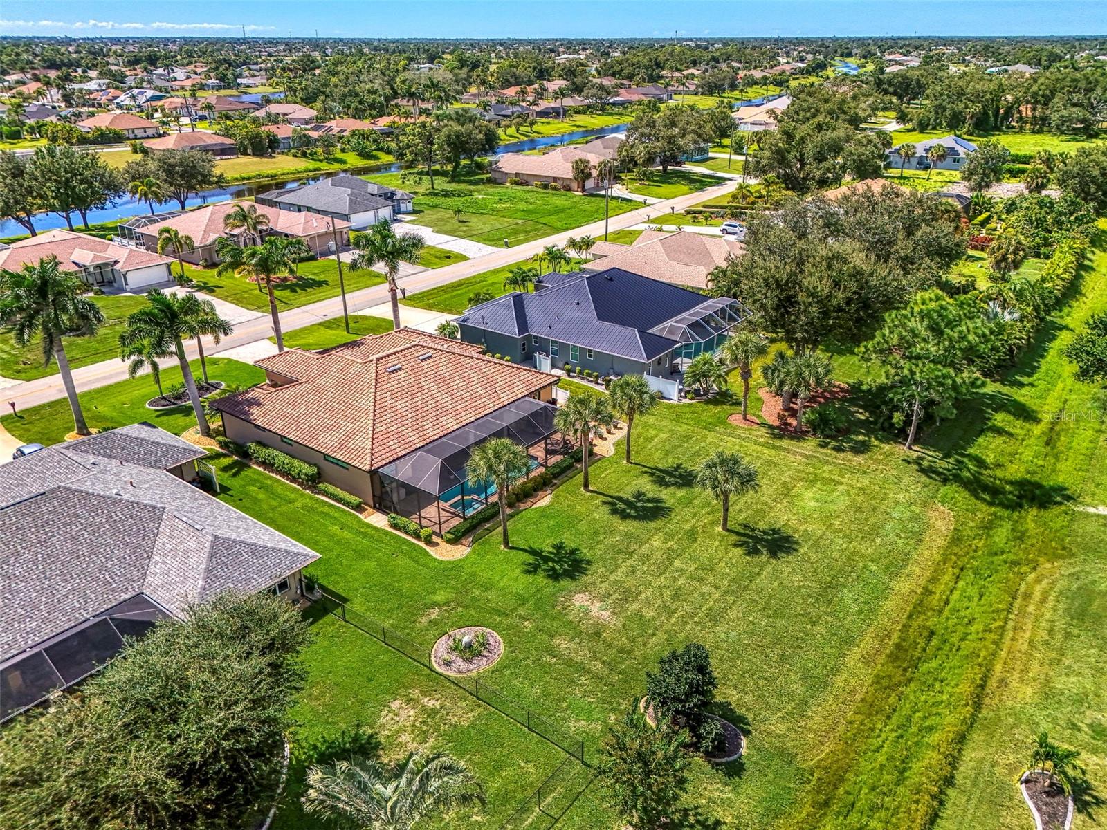 ROTONDA WEST BROADMOOR - Residential