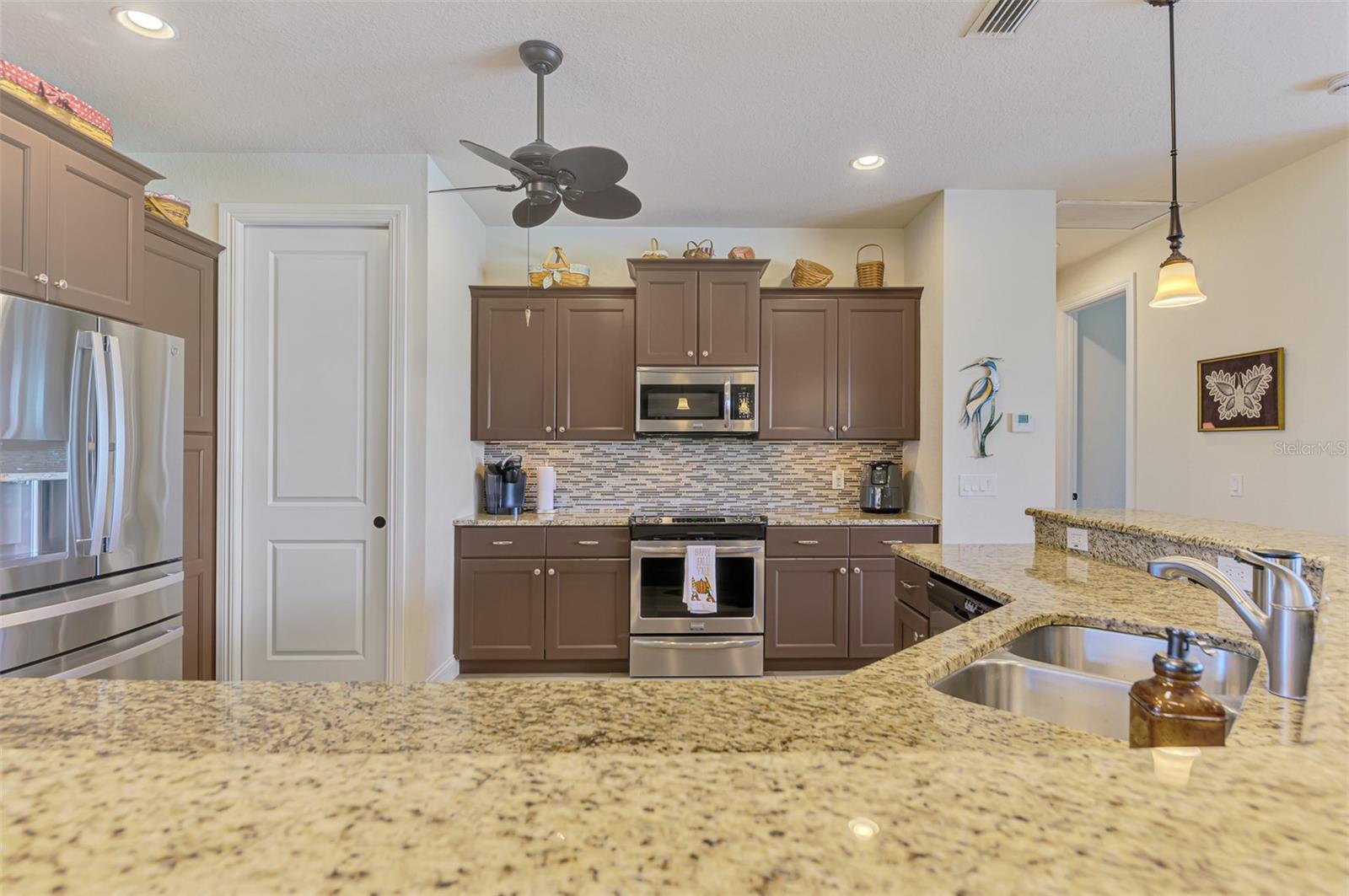 ROTONDA WEST BROADMOOR - Residential