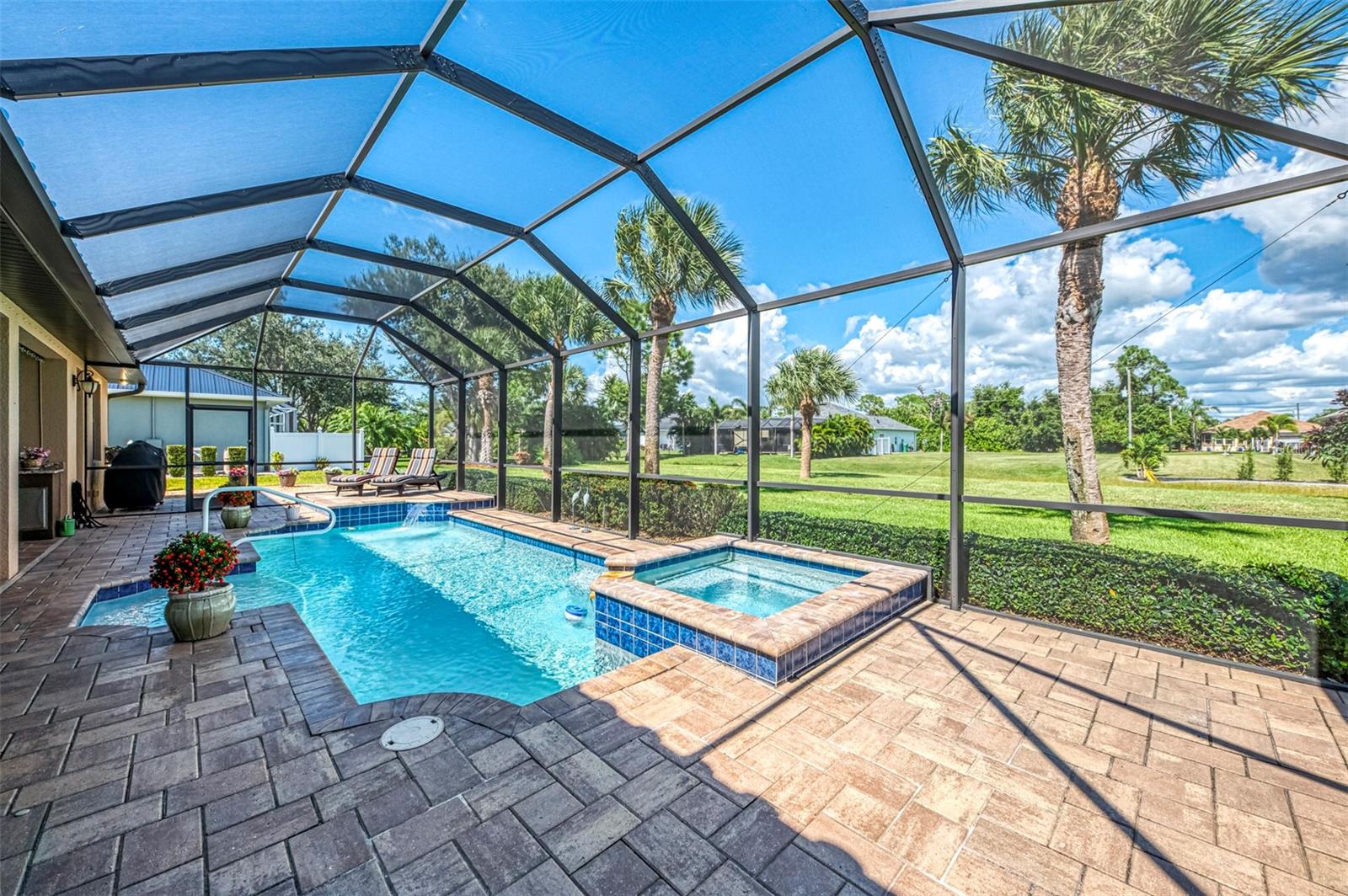 ROTONDA WEST BROADMOOR - Residential