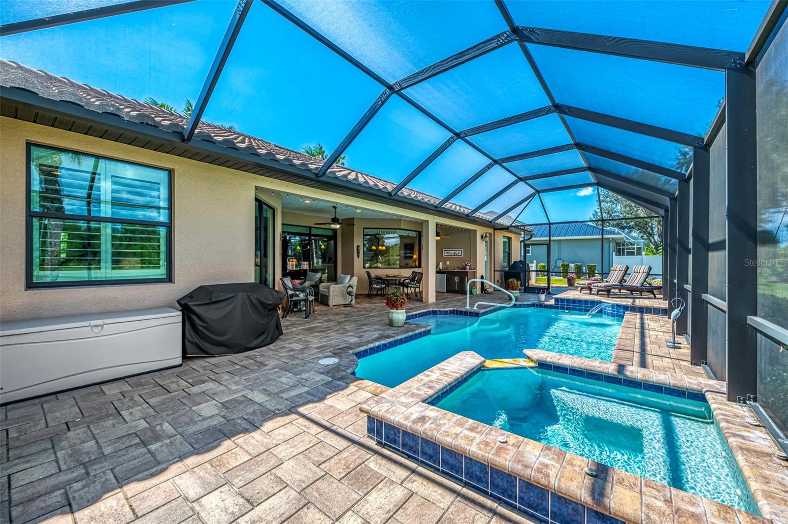 ROTONDA WEST BROADMOOR - Residential