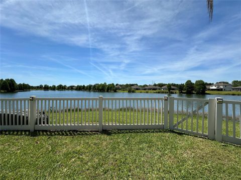 A home in LAKELAND