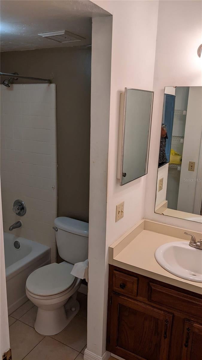 1515 NW 29TH ROAD E1 - Photo 4