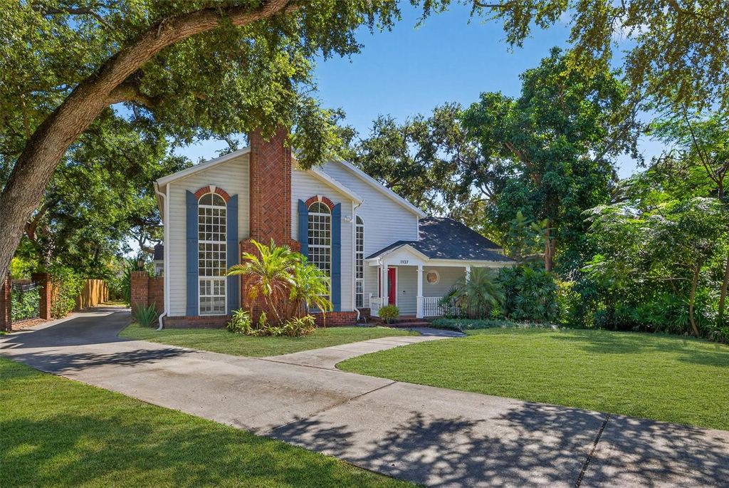 Photo of 1937 Oak Ridge Court, Clearwater, FL 33759 (MLS # TB8438430)