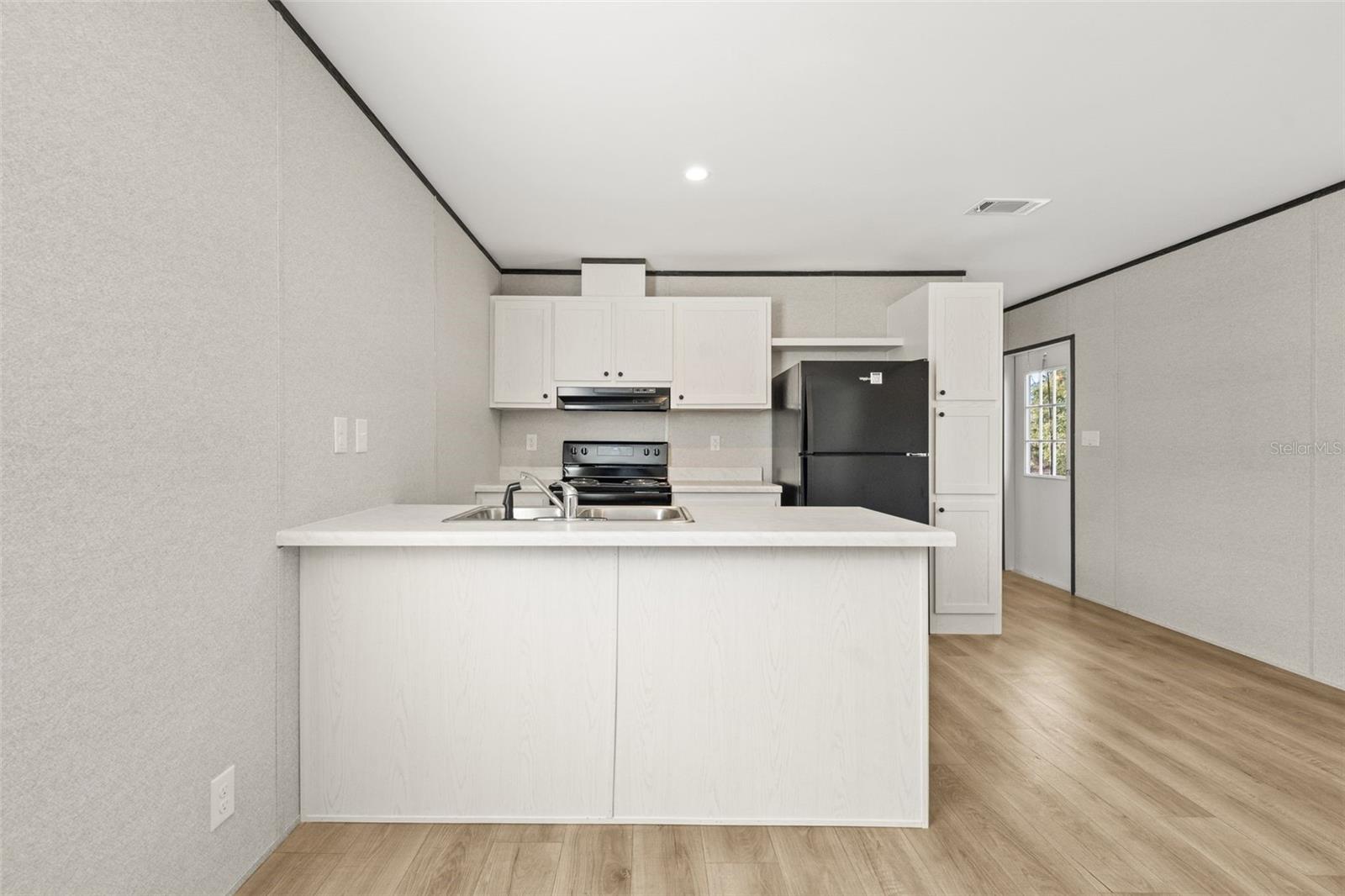 BLACK JACK RIDGE ESTATE - Residential