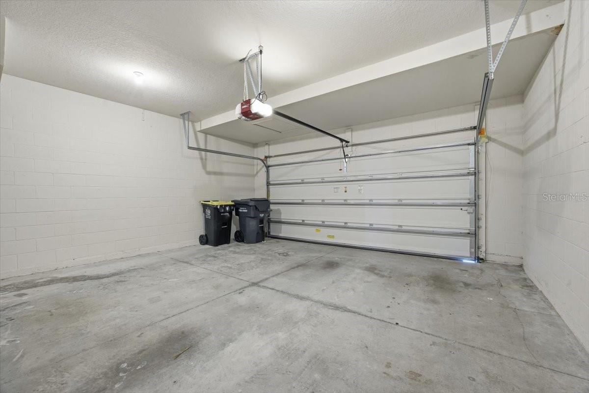 CHAMPIONS RESERVE - Residential Lease