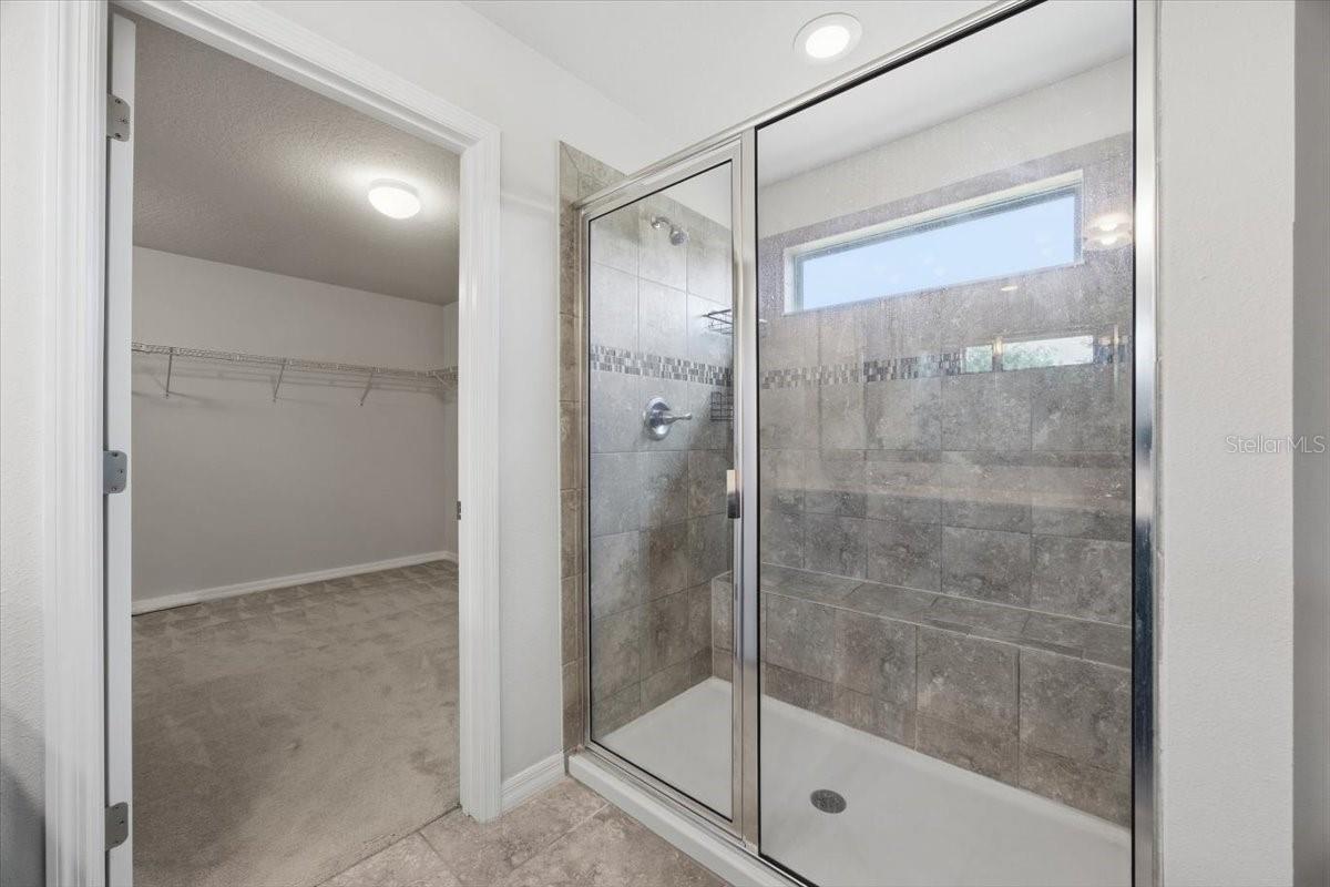 CHAMPIONS RESERVE - Residential Lease