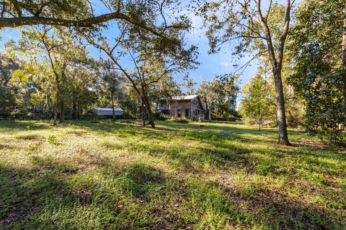 LAKEWOOD ESTATES - Residential