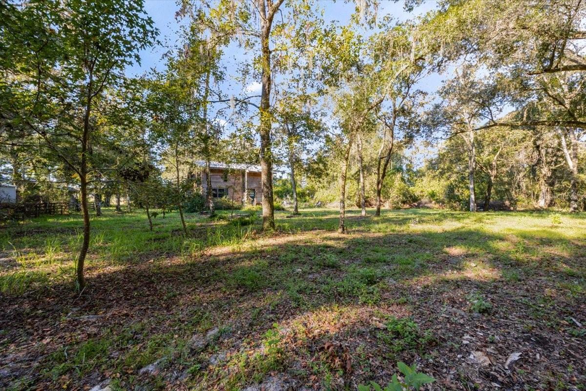 LAKEWOOD ESTATES - Residential