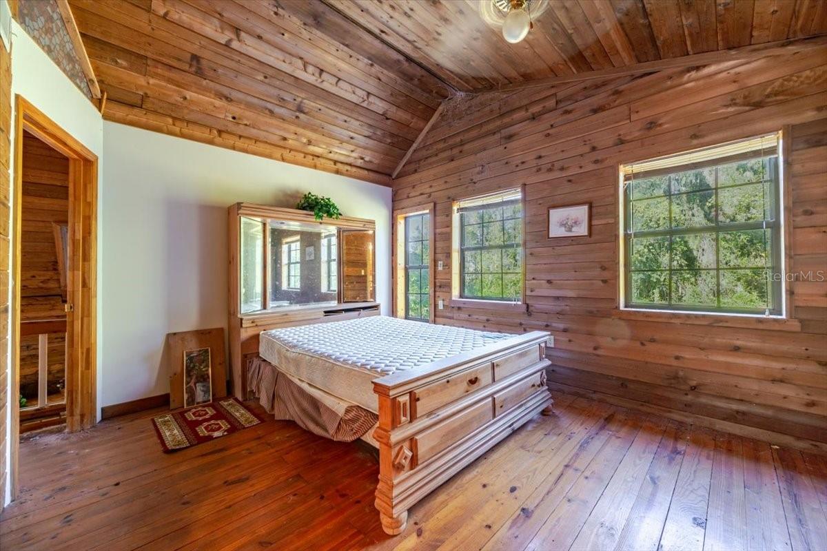 LAKEWOOD ESTATES - Residential