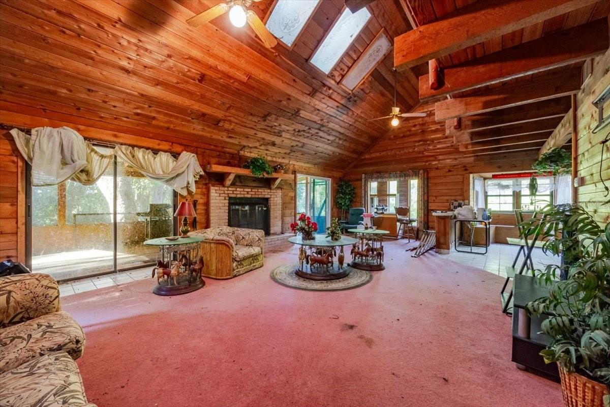 LAKEWOOD ESTATES - Residential