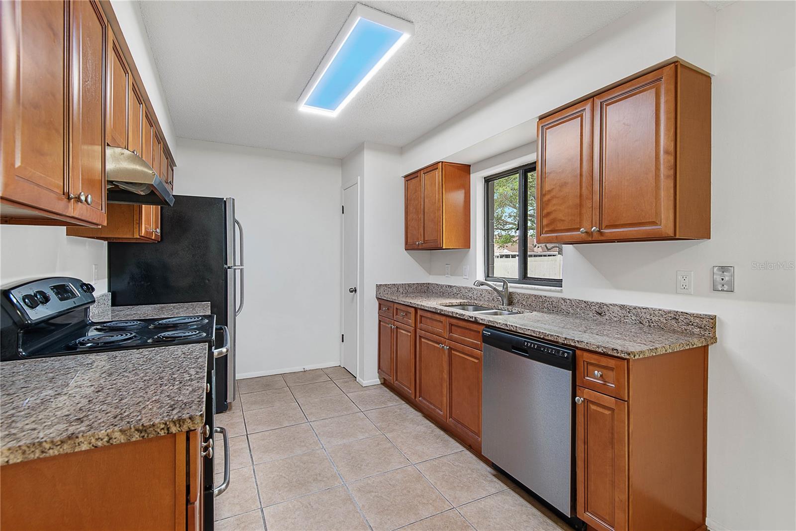 WILLOW RUN UNIT 03 - Residential