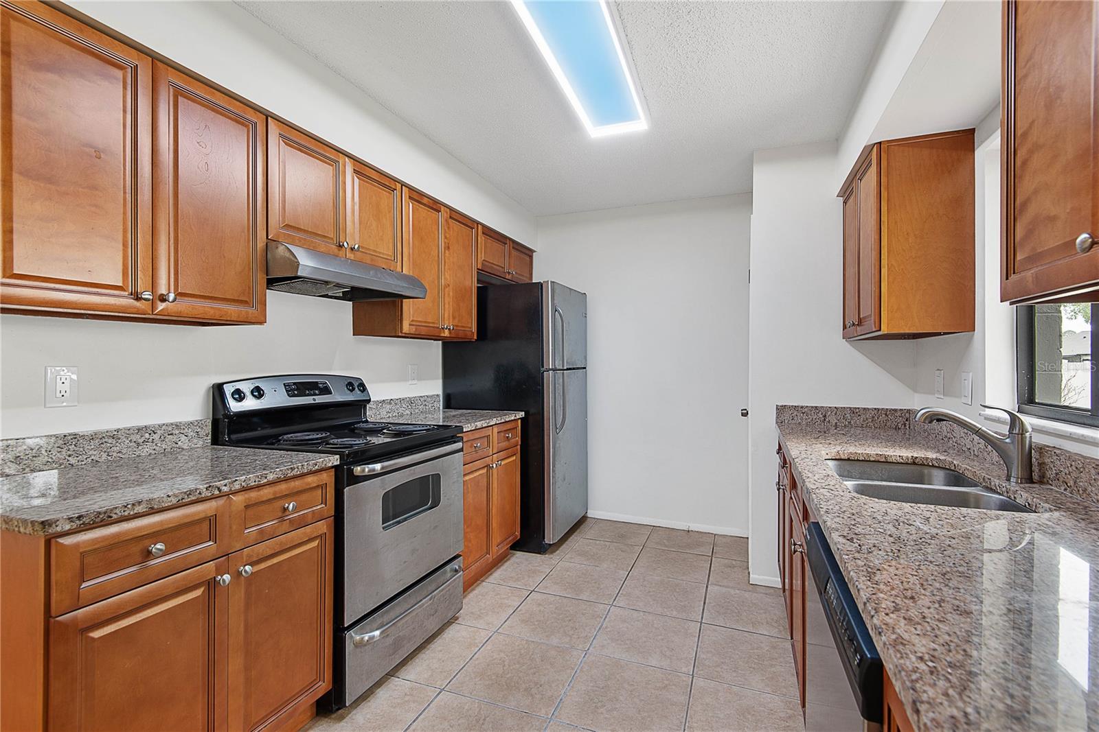 WILLOW RUN UNIT 03 - Residential