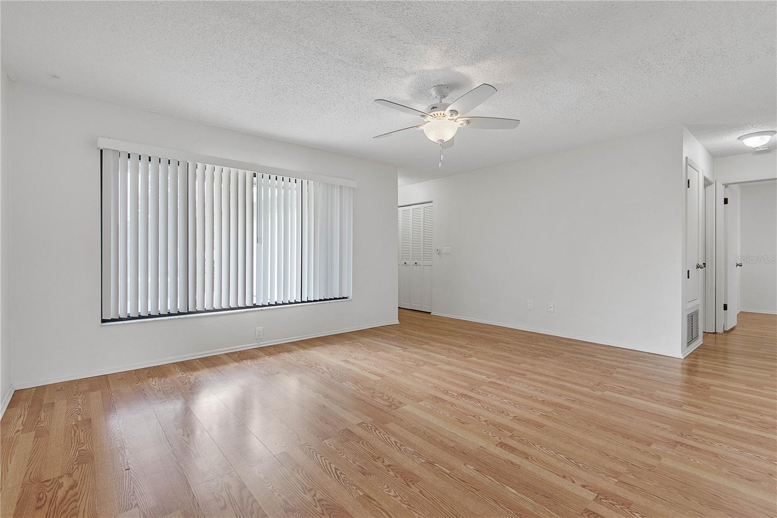 WILLOW RUN UNIT 03 - Residential