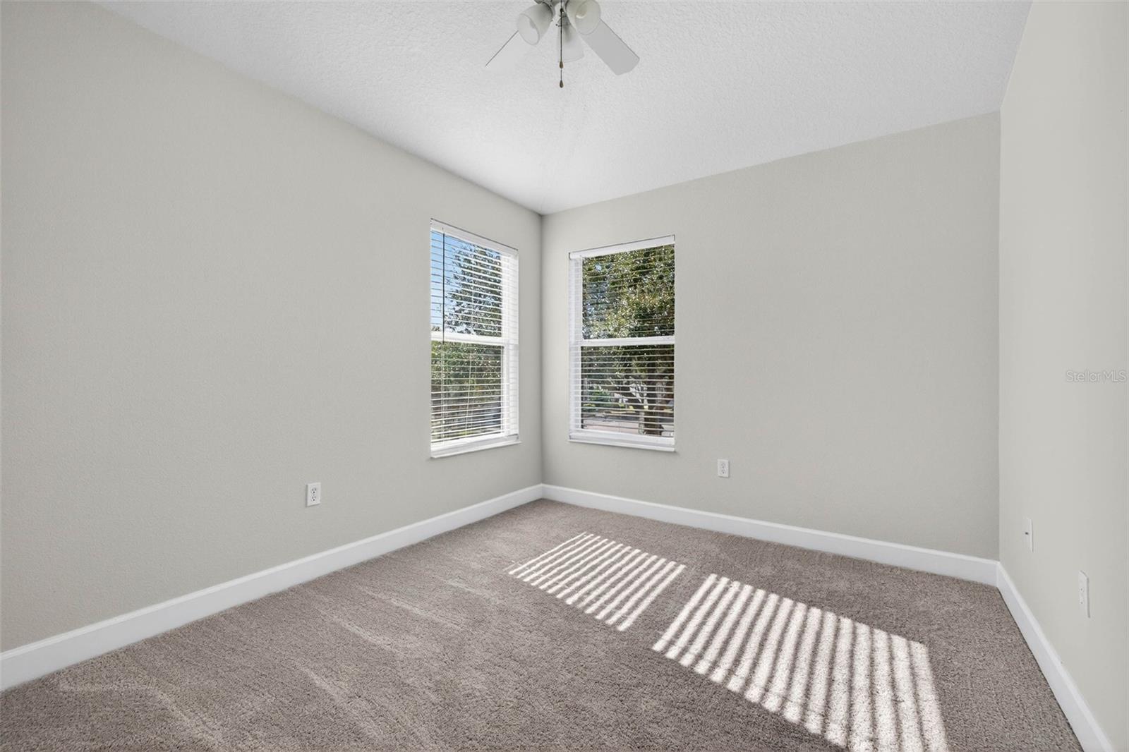 SAWGRASS VILLAGE - Residential