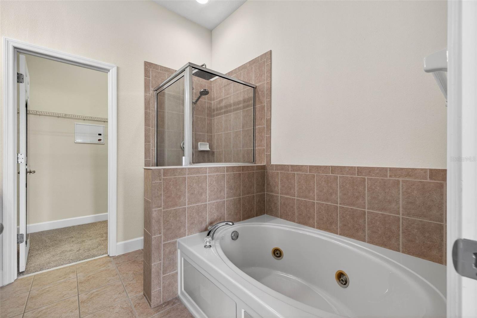 SAWGRASS VILLAGE - Residential