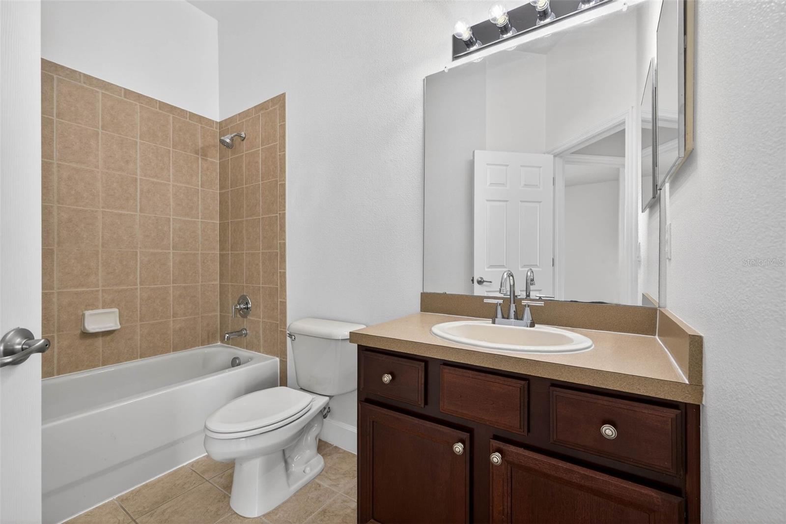 SAWGRASS VILLAGE - Residential