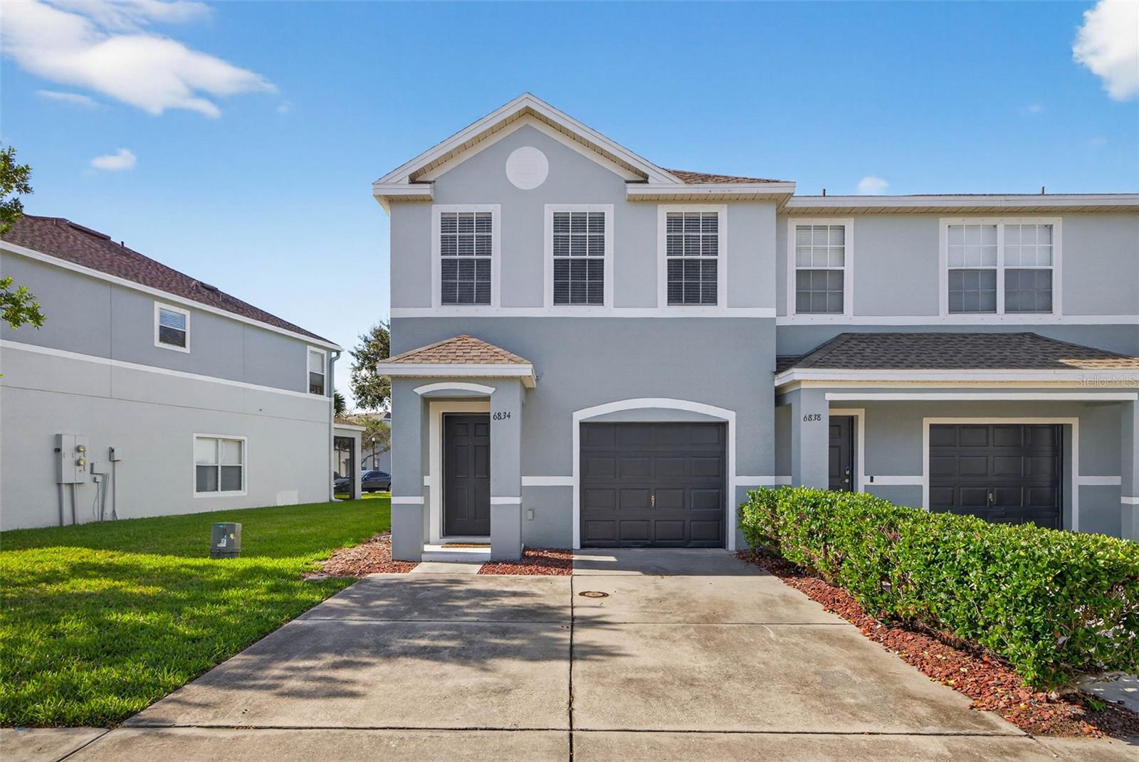 SAWGRASS VILLAGE - Residential