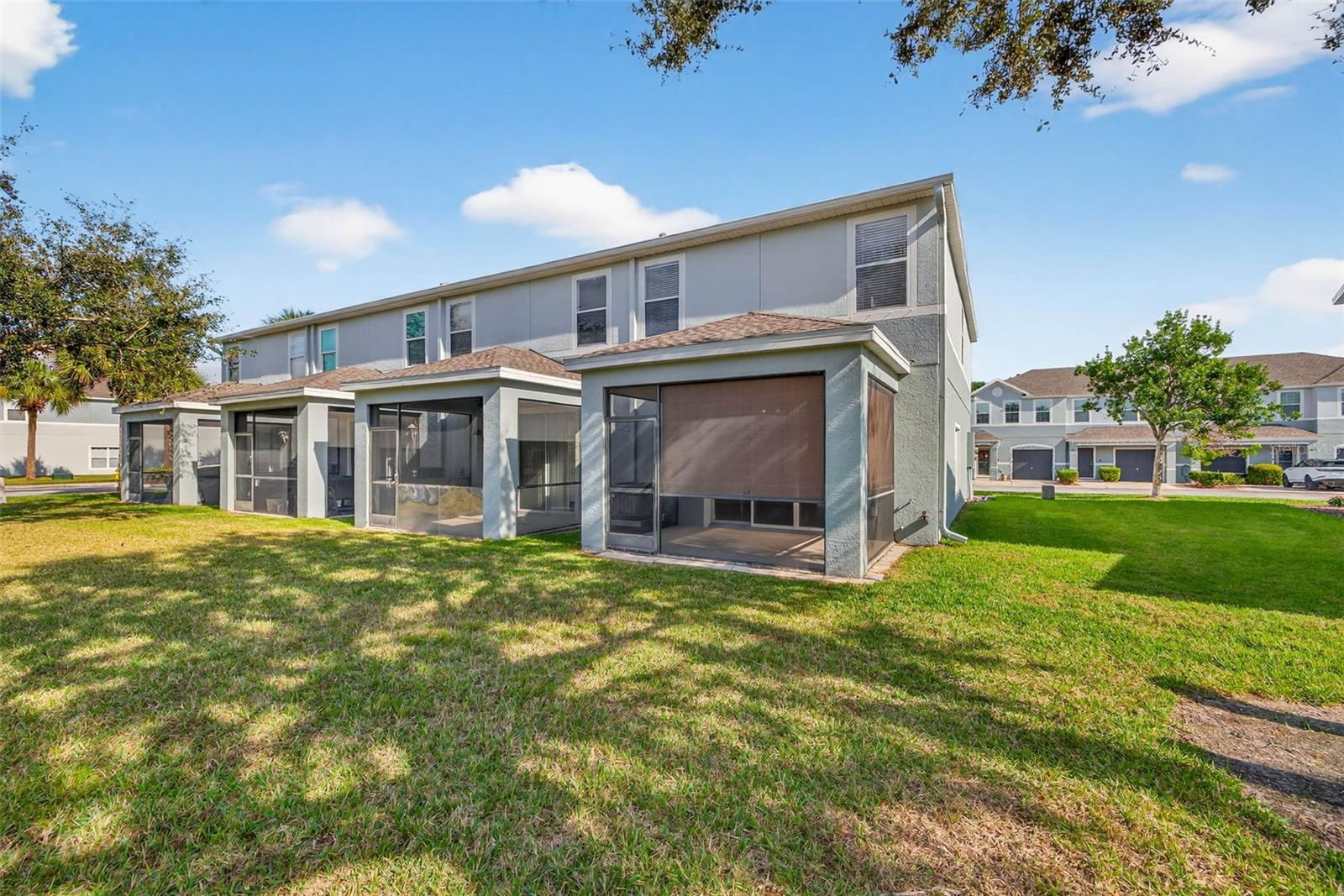 SAWGRASS VILLAGE - Residential