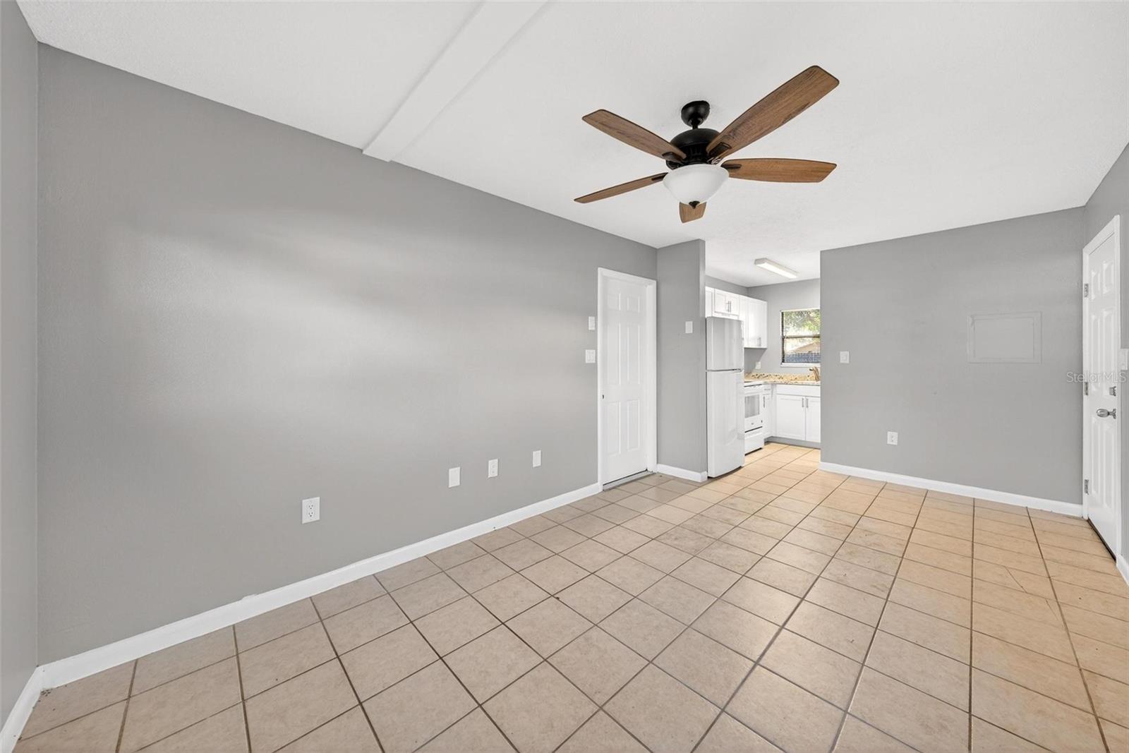 FRUITLAND PARK EMERALD SUB - Residential